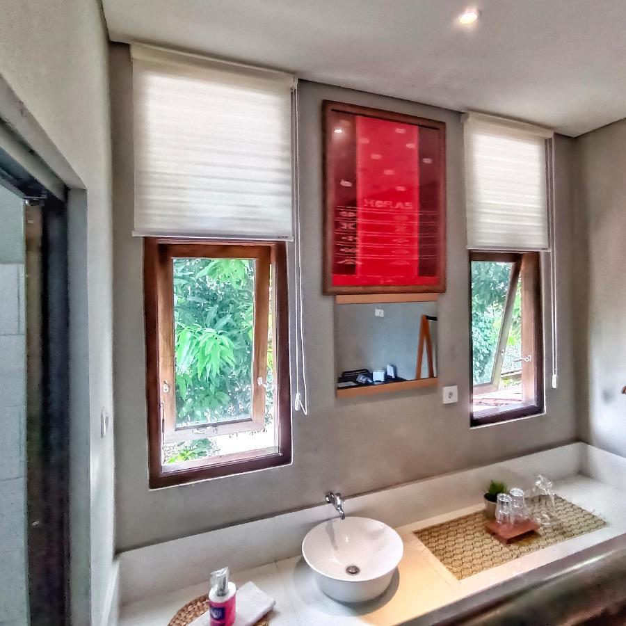 Sabi Guest House - Strategic Family -Married Couples Only- Hostel In Prawirotaman ジョグジャカルタ エクステリア 写真